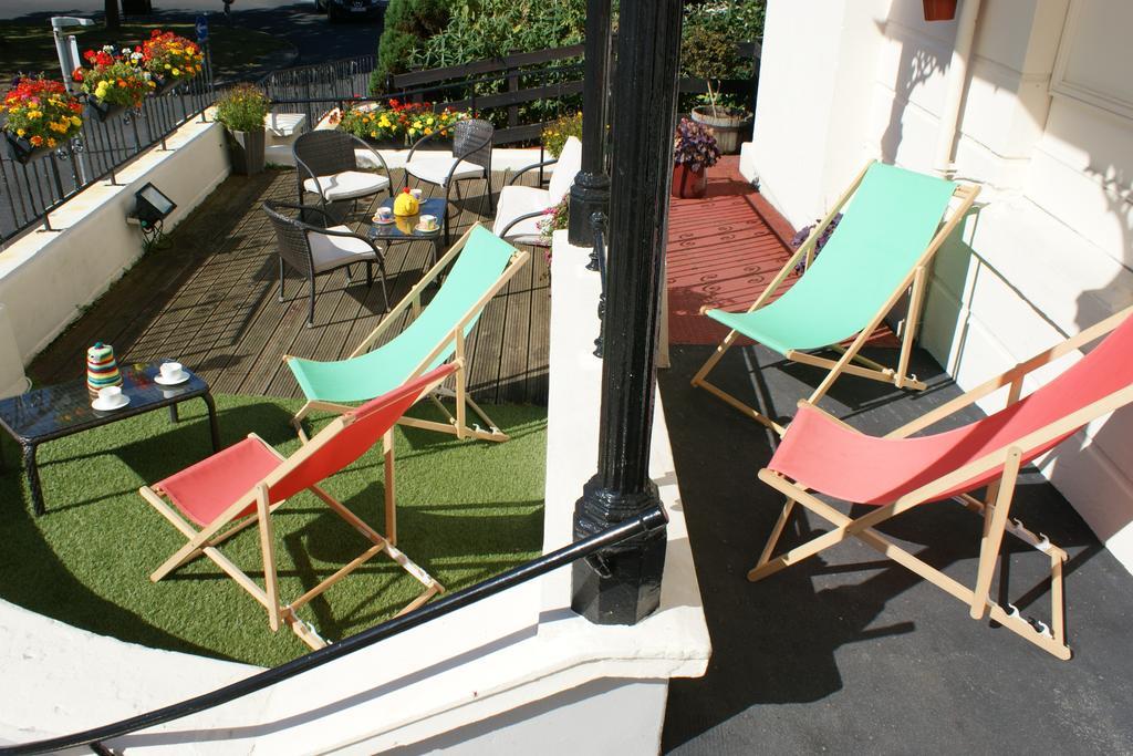 10To12 Folkestone B&B 외부 사진